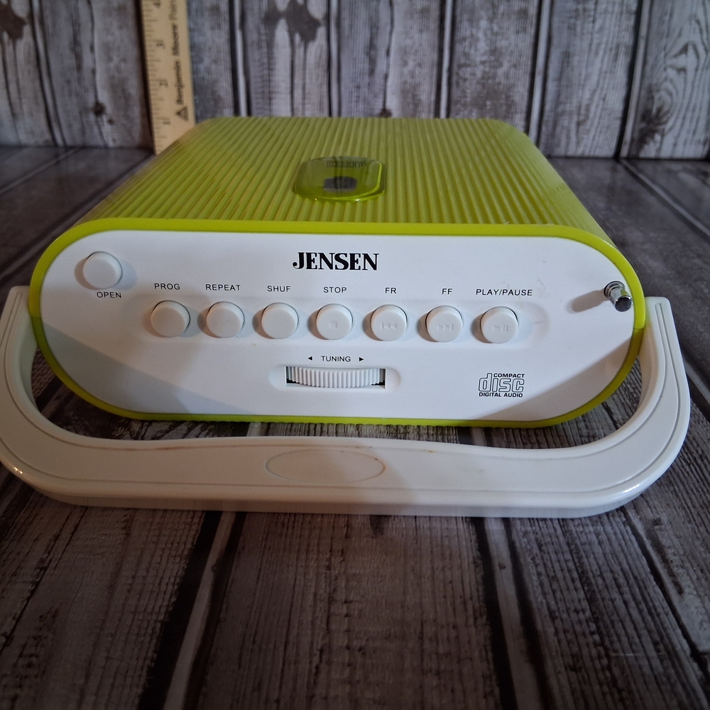 Jensen Portable CD Player - Green and White